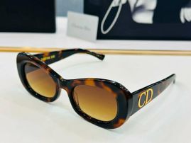 Picture of Dior Sunglasses _SKUfw56969544fw